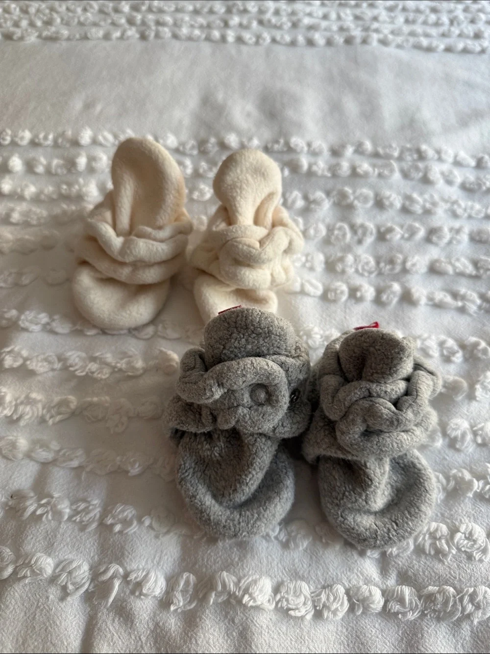 Zutano Soft Fleece Baby Booties - Cream and Gray 6 months